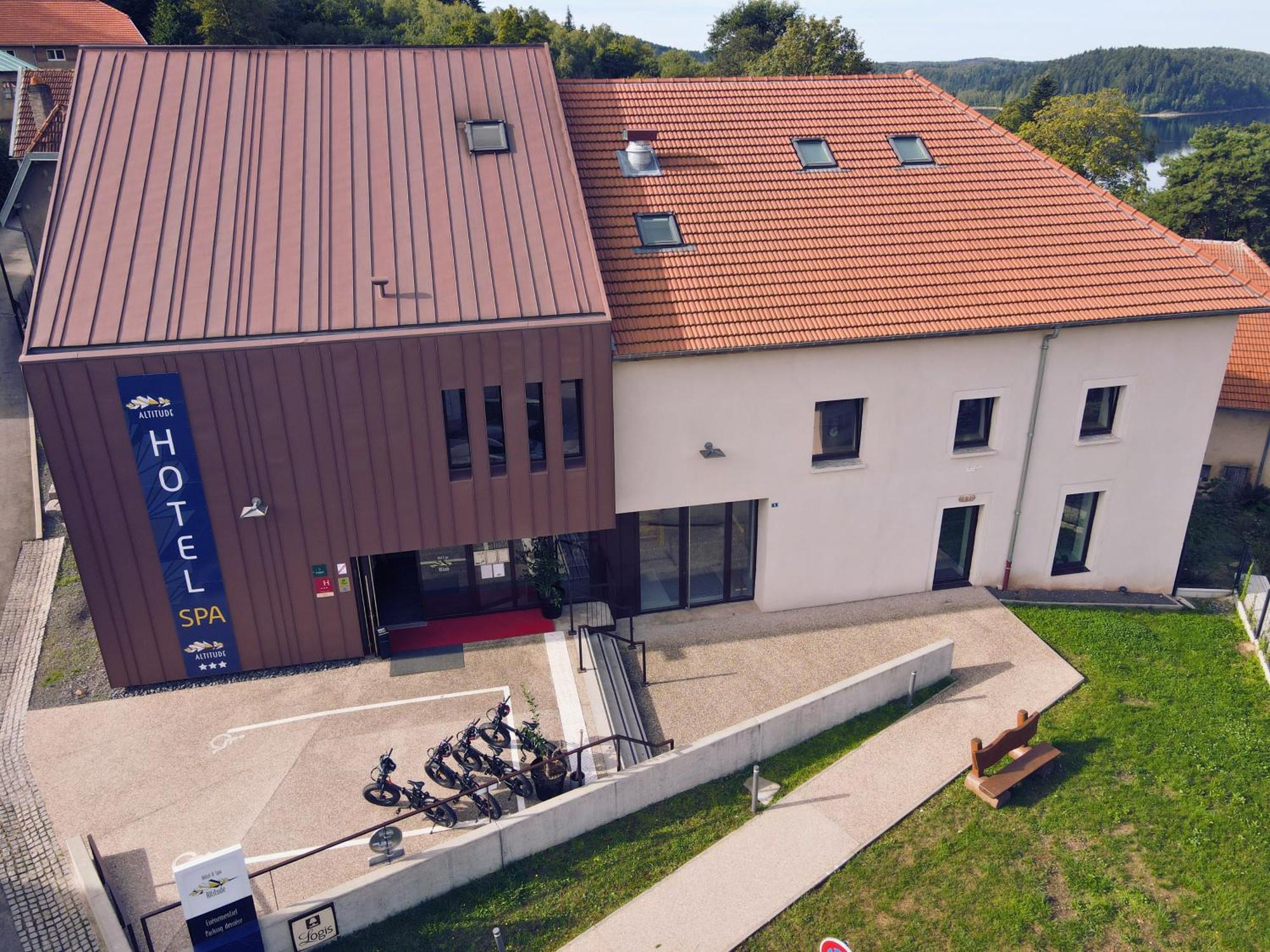 Logis Hotel Altitude Et Spa Pierre-Percée Kültér fotó